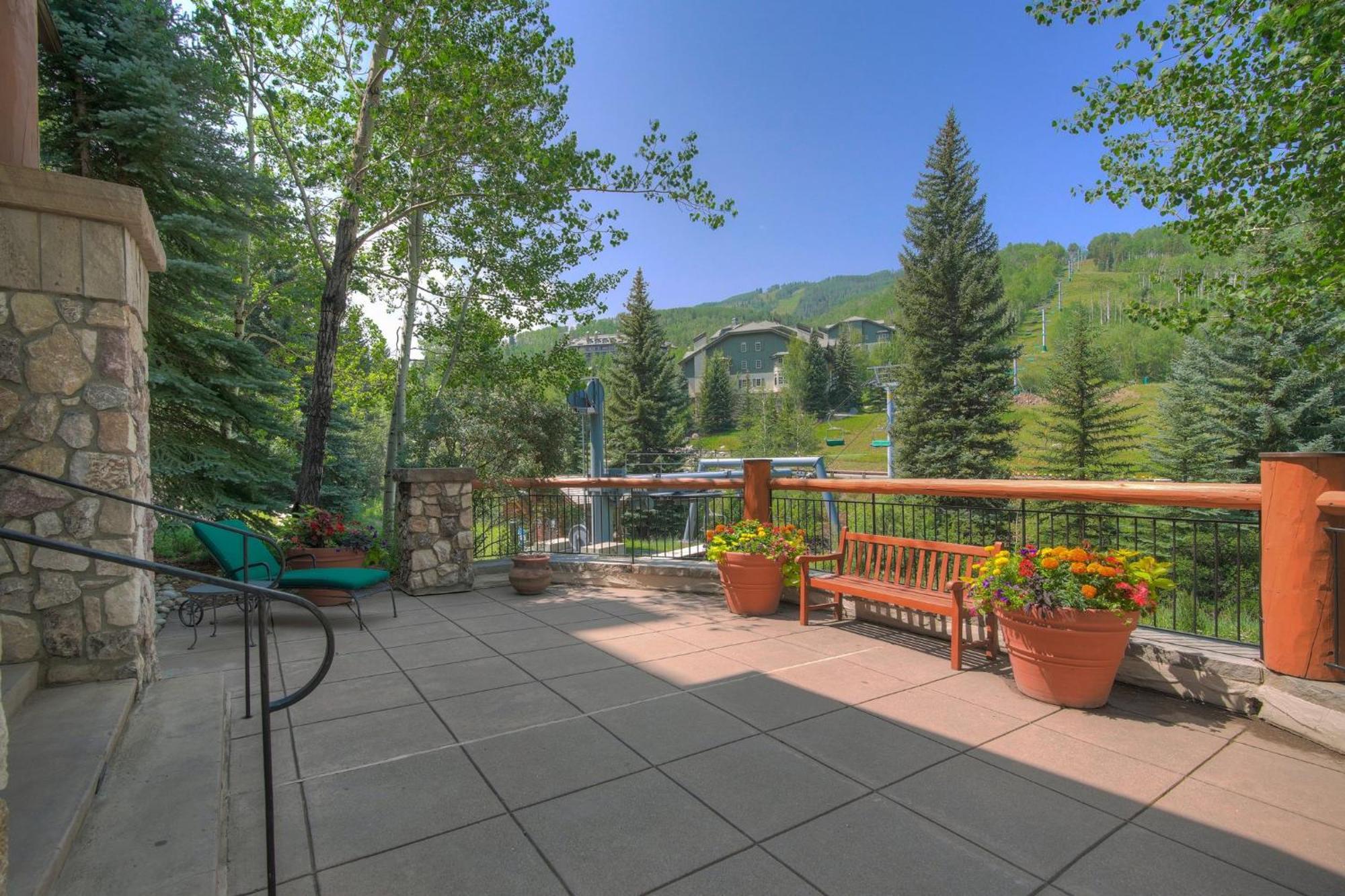 Elkhorn Lodge Ейвън Екстериор снимка