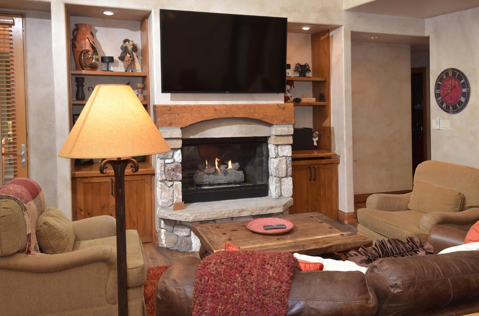 Elkhorn Lodge Ейвън Екстериор снимка