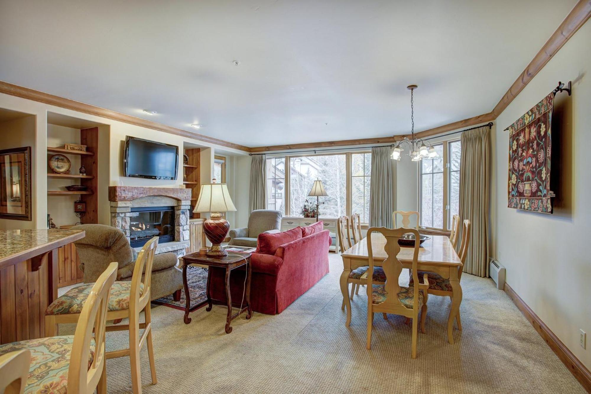 Elkhorn Lodge Ейвън Екстериор снимка
